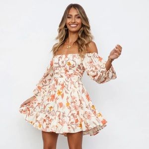 Hello Molly off shoulder dress